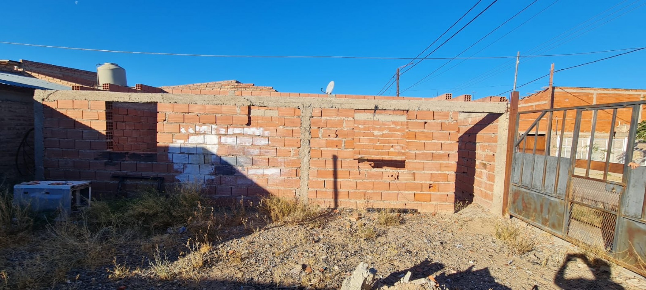TyM VENDE: LOTE ESQUINA, EXCELENTE INVERSION DE RENTA