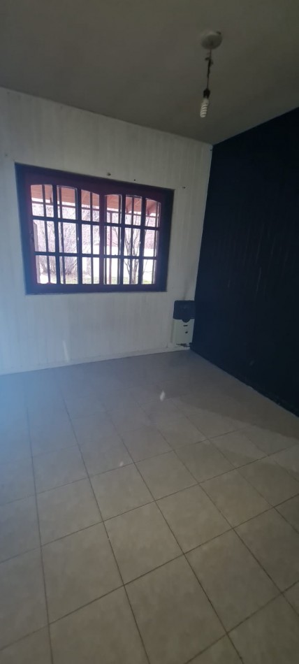 Casa con excelente ubicacion a metros de Av Keidel / Plaza Huincul