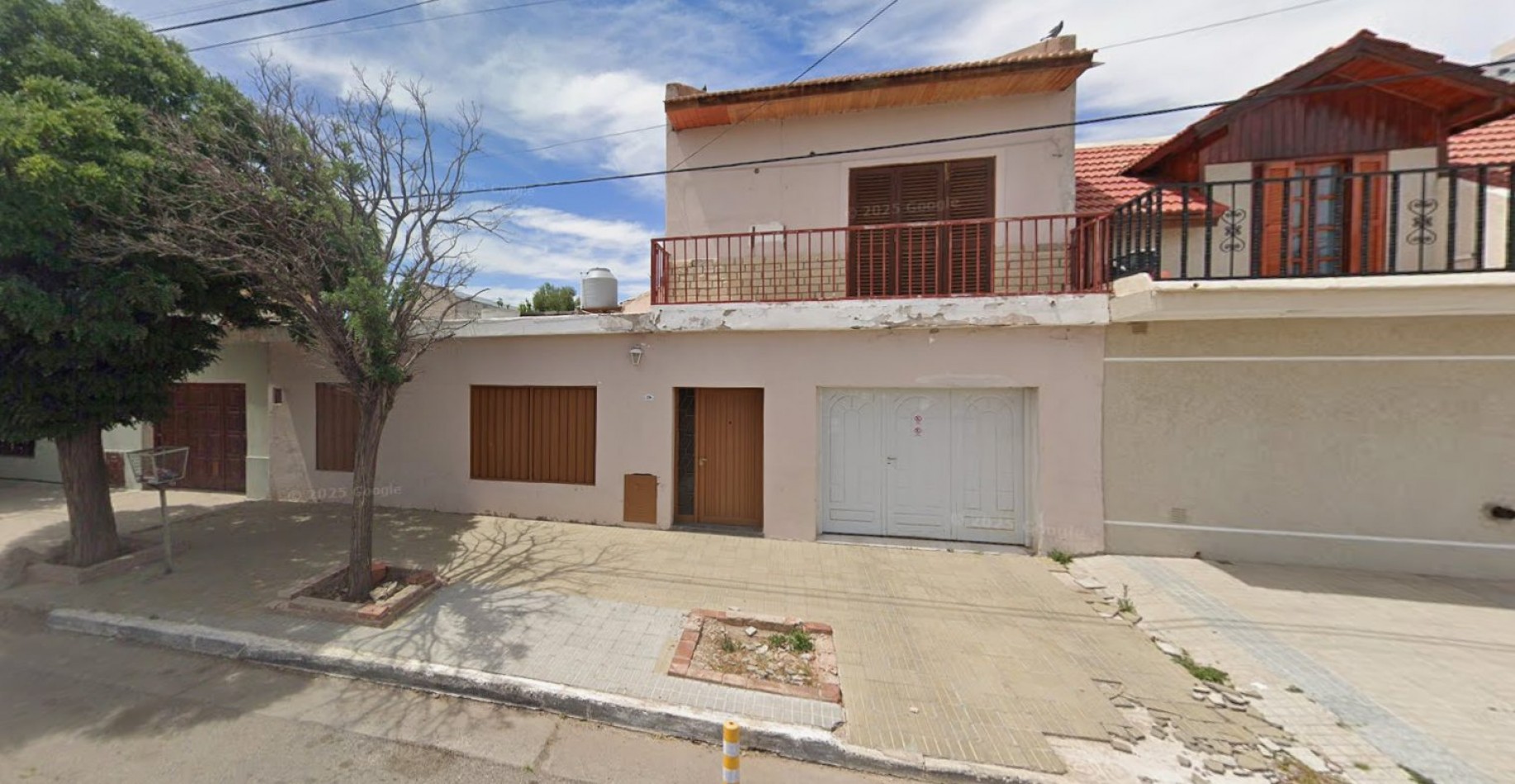 Casa con excelente ubicacion a metros de Av Keidel / Plaza Huincul
