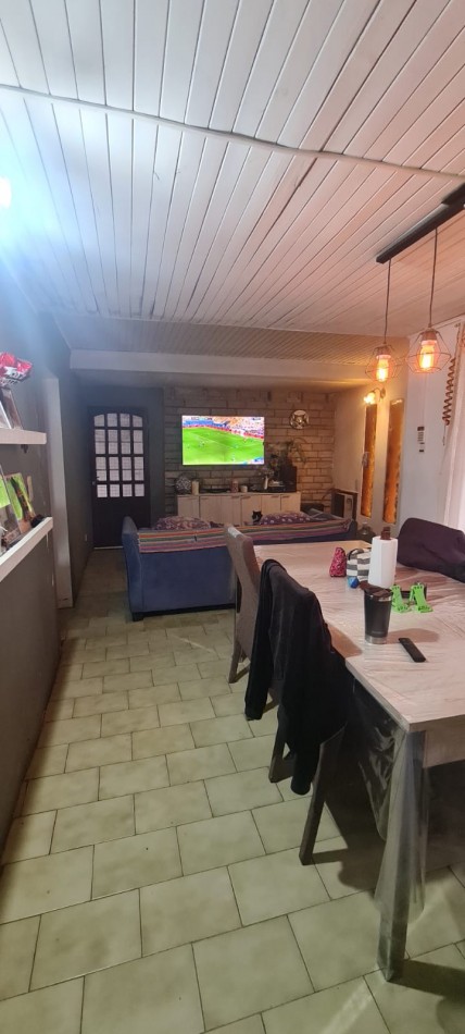 TyM VENDE EN EXCLUSIVA: CASA Y DEPARTAMENTO EN CUTRAL-CO 