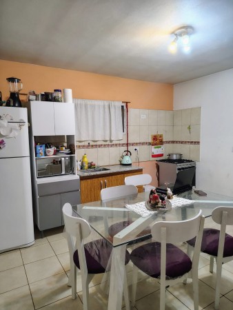 TyM VENDE EN EXCLUSIVA: 2 DEPARTAMENTOS, AMPLIOS Y COMODOS, CUTRAL-CO 