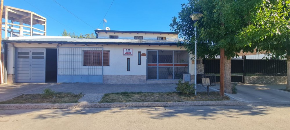 Casa y Departamento en Cutral-Co